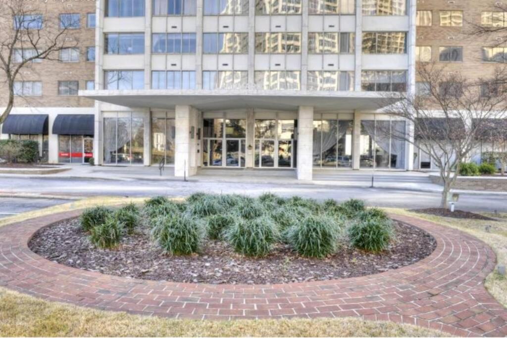 Downtown 1Bd Condo Excellent View! Onsite Parking Lm1704 アトランタ エクステリア 写真